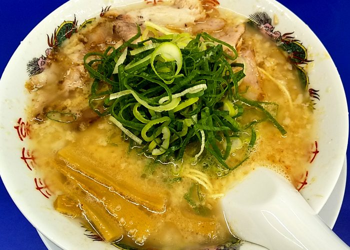 無料券の締切日にこってりラーメン 来来亭 住道店 B級的 大阪グルメ生活